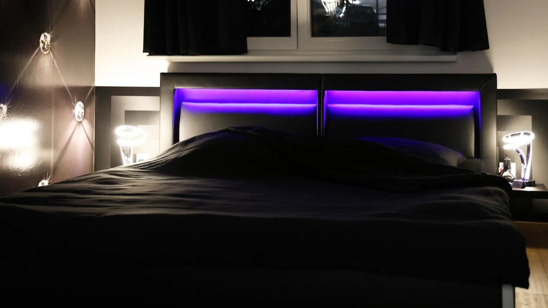 Vienna'S Modern Black Beauty - Couples & Family-Friendly Apartment Østrig